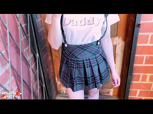 ❤️ A estudante chupa profundamente a sua pila e fode em vez de aulas. ❤️  Sexo em pt.port-amurasso.ru ❌️❤