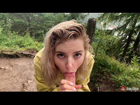❤️ Rapariga engole o esperma depois de um broche público - Eva Elfi ❤️  Sexo em pt.port-amurasso.ru ❌️❤